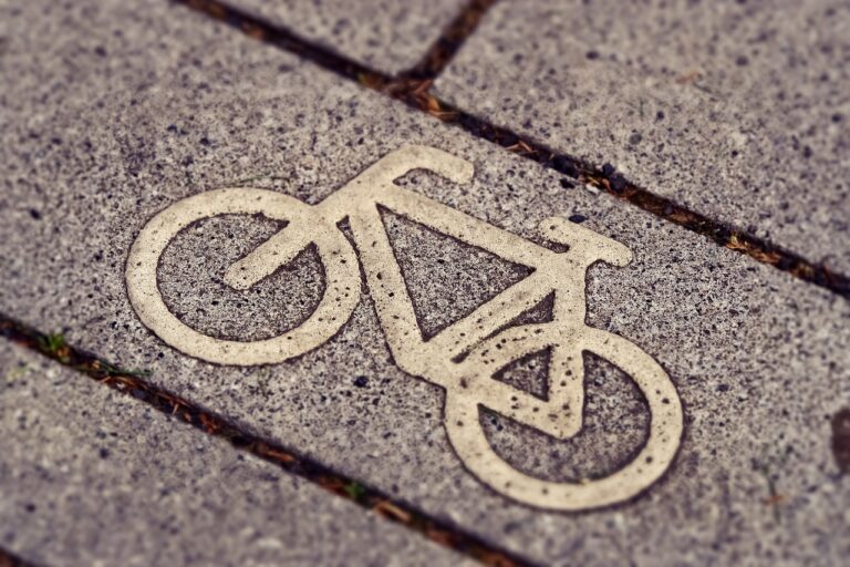 bicycle path, road sign, bicycle sign
